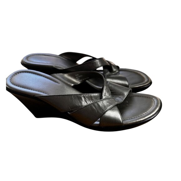 Caressa Size 10M Metallic Silver Strappy Wedge Sandals - Picture 4 of 16